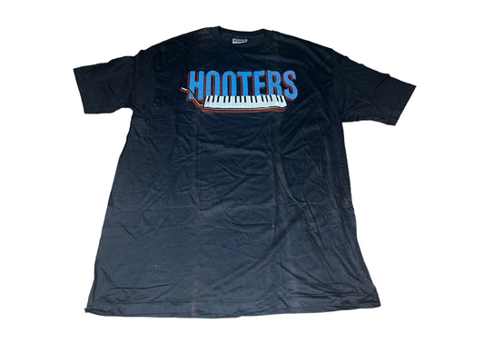Vintage 80's Hooters T-Shirt