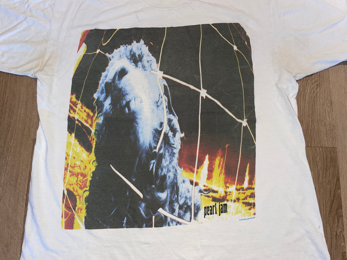 Vintage 90's Peal Jam Threadworm T-Shirt