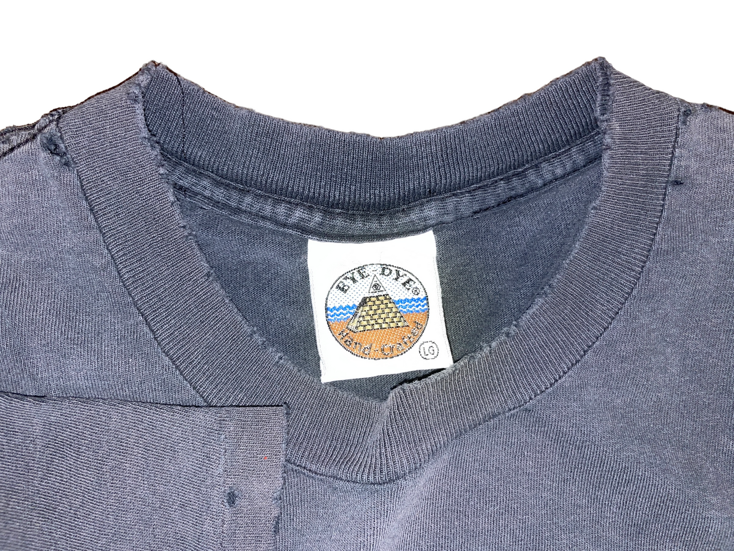 Vintage 1995 Alienated T-Shirt