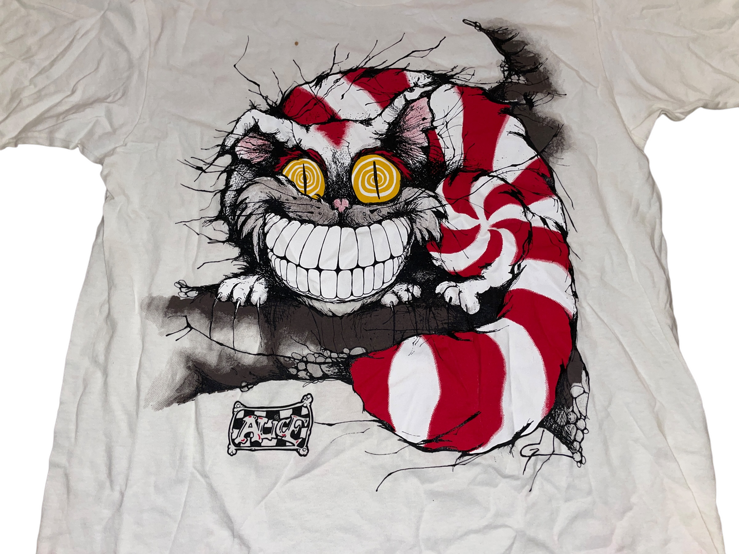 Vintage Alice in Wonderland T-Shirt